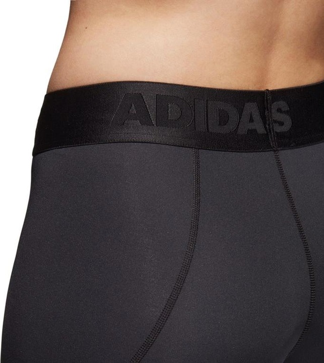 Actual product image adidas Alphaskin (L)
