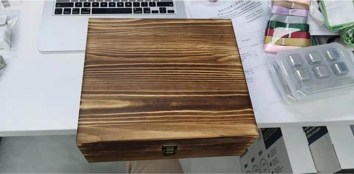 Produktbild FTM Whiskysteine Geschenkbox Braun (2 dl, 2 x, Whiskygläser)