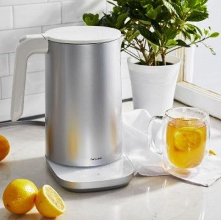 Actual product image Zwilling PRO Kettle (1.50 l)