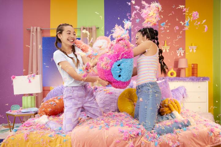 Produktbild MGA Fluffie Stuffiez Pillow Fight- Bunny (31.75 cm)