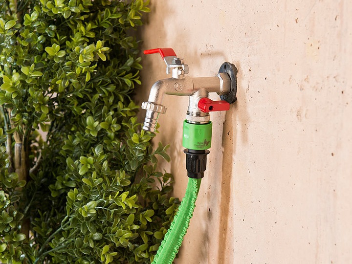 Produktbild Royal Gardineer 2er-Set Doppel-Wasserhähne