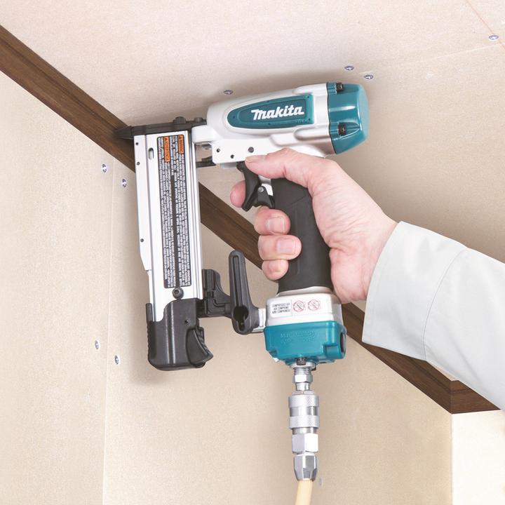 Actual product image Makita AF353