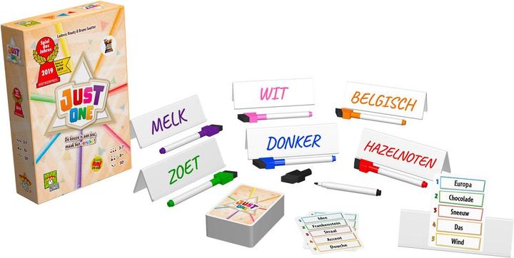 Immagine prodotto Asmodée Solo un gioco di carte (Olandese)
