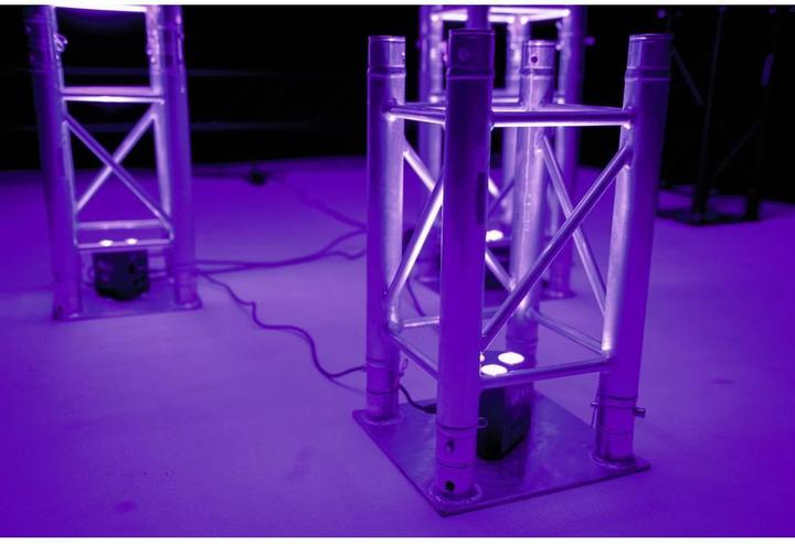 Produktbild Eurolite LED TL-3 RGB+UV Trusslight (7 W, LED)