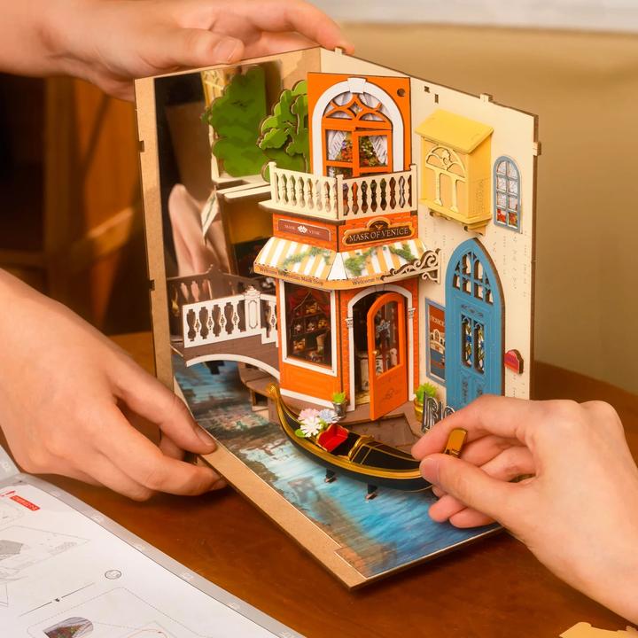 Actual product image Rolife Romantic Venice