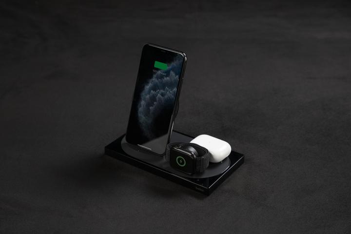 Produktbild Belkin BoostCharge 3-in-1 Ladestation (7.50 W)