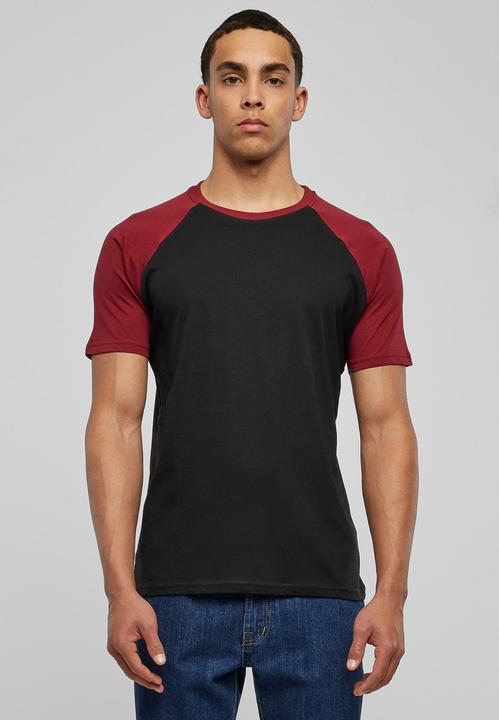 Actual product image Urban Classics Raglan Contrast Tee (4XL)