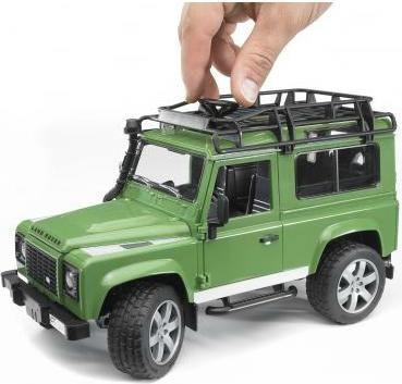 Produktbild Bruder Land Rover Defender mit Pferdeanhänger