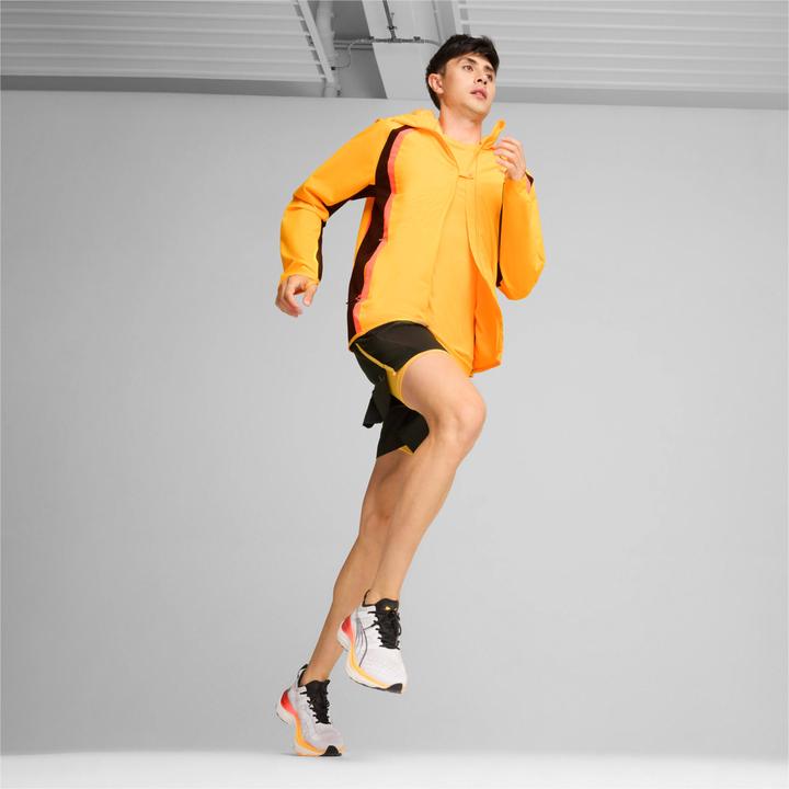 Actual product image Puma Run Ultraweave Raincell Jacket M (L)