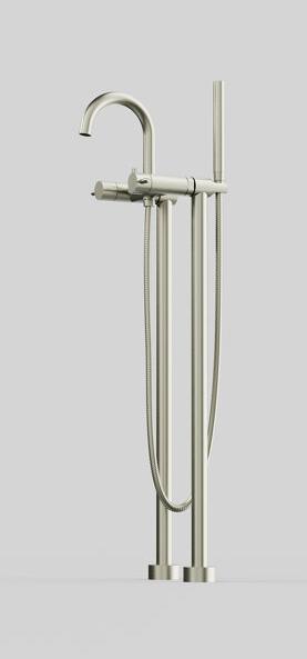 Actual product image Steinberg series 100 bath faucet, freestanding, projection: 231mm, 1001162