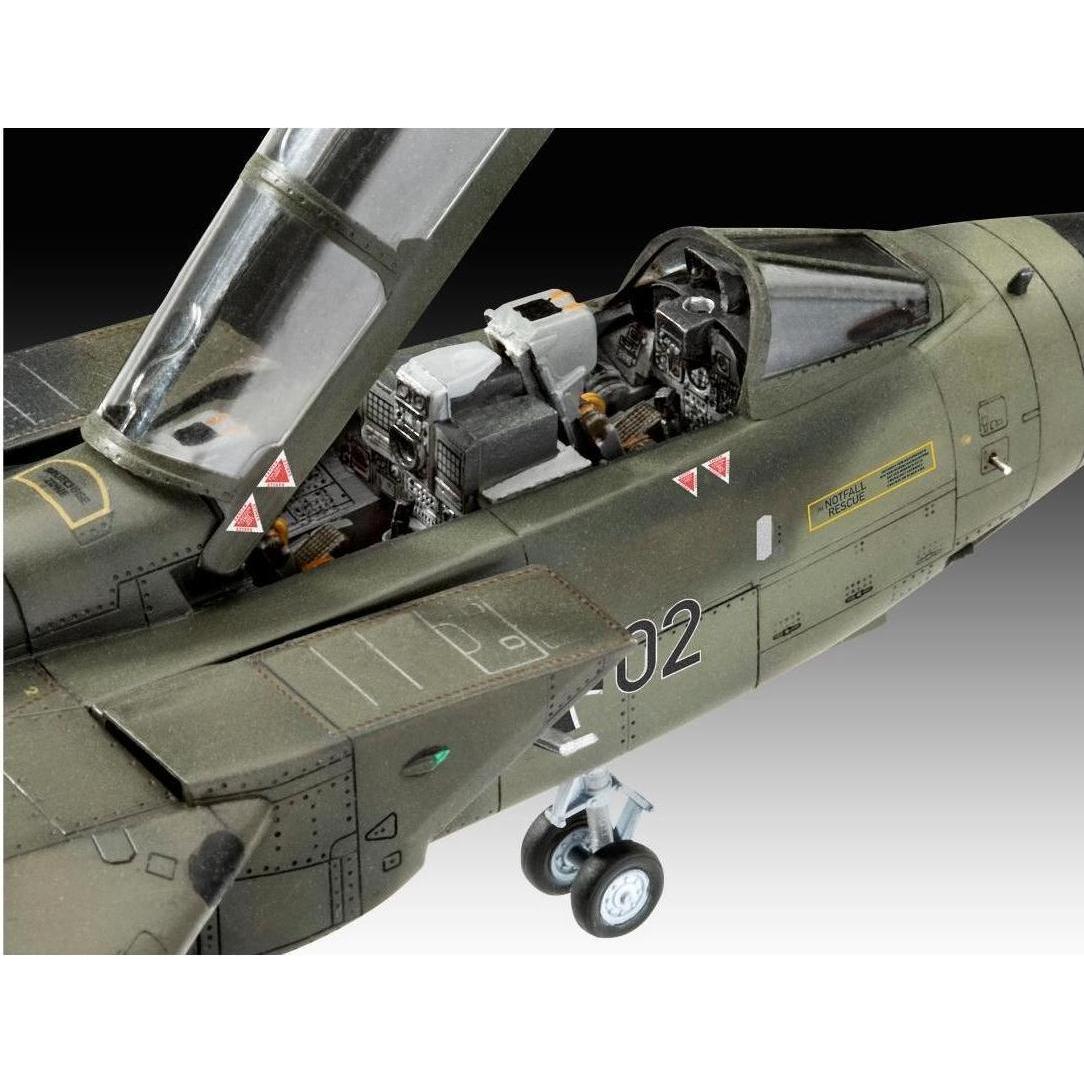 Thumbnail - Revell 50th Anniversary Tornado