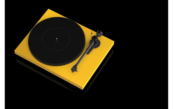 Actual product image Pro-Ject Debut Carbon Evo (Manual)