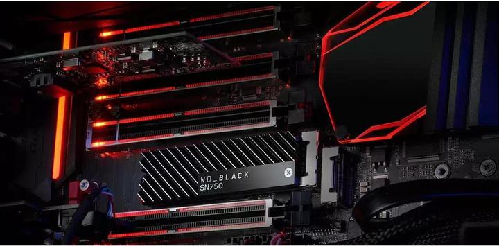 Actual product image WD Black SN750 Gaming - with heatsink (2000 GB, M.2 2280)