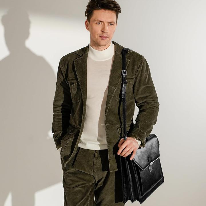 Produktbild Time Resistance Handgefertigte Aktentasche aus echtem Leder für den professionellen Auftritt