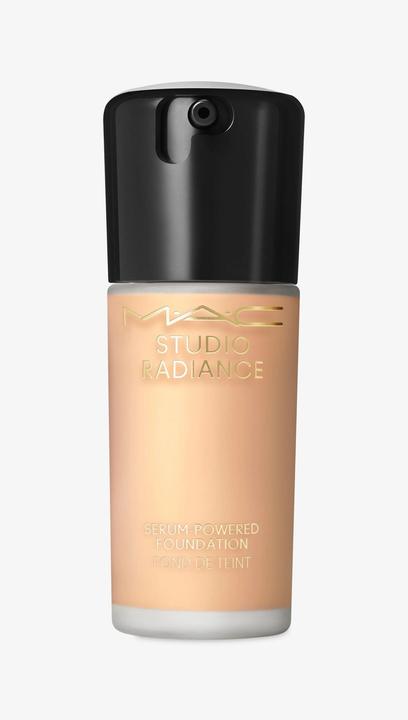 Actual product image MAC Cosmetics M.A.C. Studio Rad Serum Pow Fond de Teint NC1"4,5" (NC14.5)