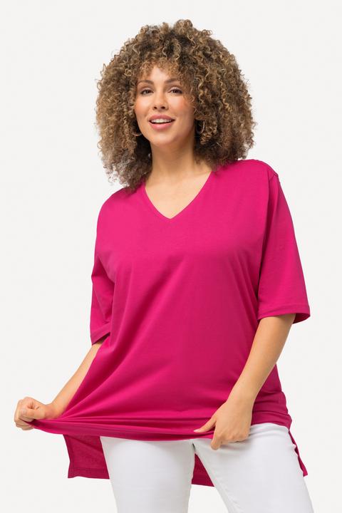 Image du produit Ulla Popken T-shirt coupe Relaxed Fit, décolleté en V et manches courtes (54)