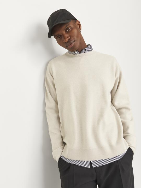 Produktbild Jack & Jones Einfarbig Strickpullover mit Rundhals Strickpullover mit Rundhals (XS)