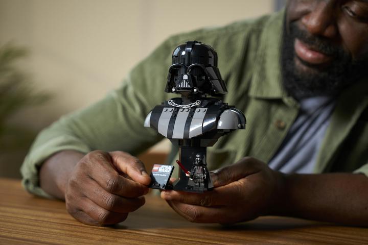 Immagine prodotto LEGO Darth Vader Büste (LEGO Star Wars)