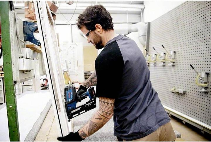 Image du produit Bosch Professional GNH 18V-64 Professional