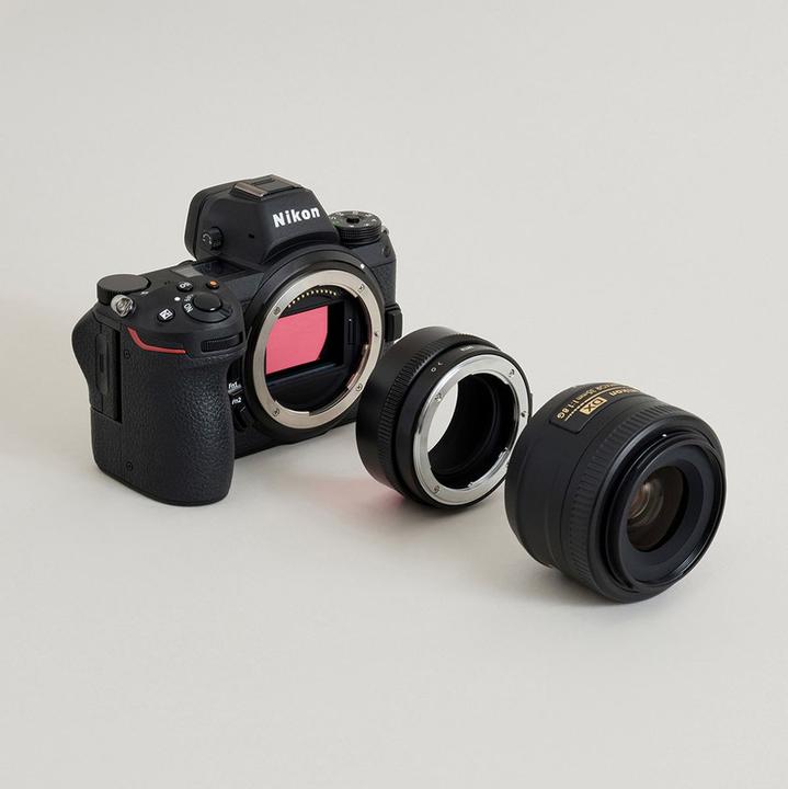 Produktbild Urth Lens Mount Adapter: Compatible with Nikon F (G Type) Lens to Nikon Z Camera Body
