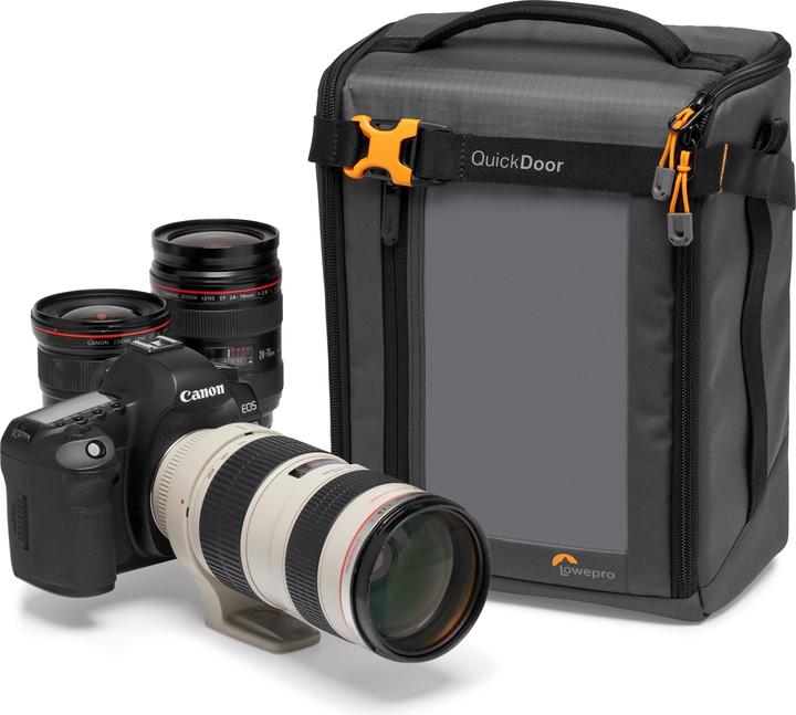 Actual product image Lowepro GearUp Creator Box XL II Green Line (Camera bag, 8 l)