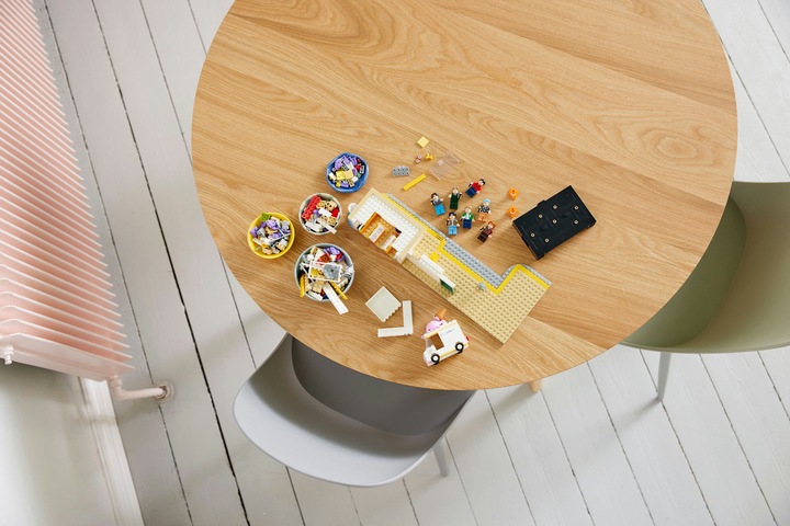 Actual product image LEGO Ideas BTS Dynamite (21339, LEGO Ideas, LEGO Rare Sets)