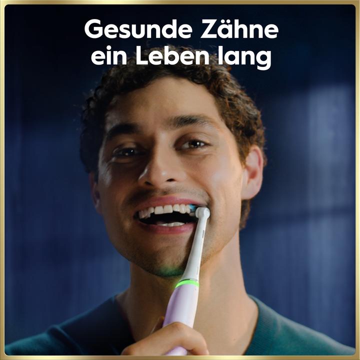 Actual product image Oral-B iO Series 9 Luxe Edition