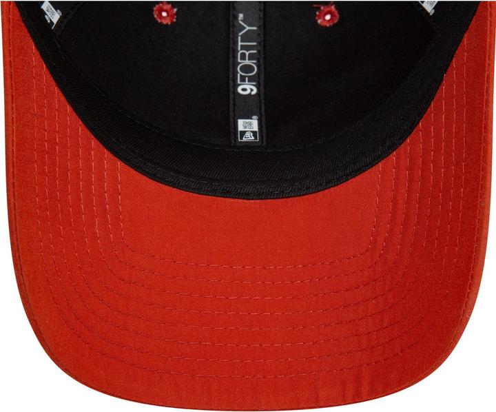 Actual product image New Era 9Forty Strap Cap - FLAWLESS New York Yankees rusty