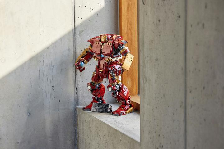 Immagine prodotto LEGO Hulkbuster (76210, Set LEGO rari, LEGO Marvel)