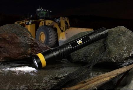Produktbild Cat Fokussierbare LED Taschenlampe CT2500 (15 cm, 300 lm)