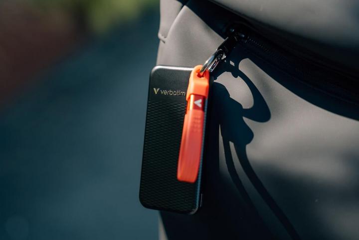 Actual product image Verbatim Pocket SSD (1 TB)