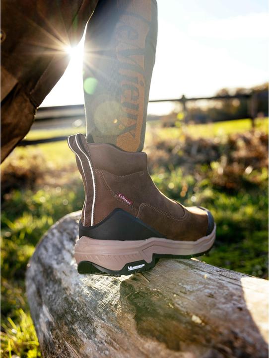Actual product image LeMieux Trex Waterproof (38)