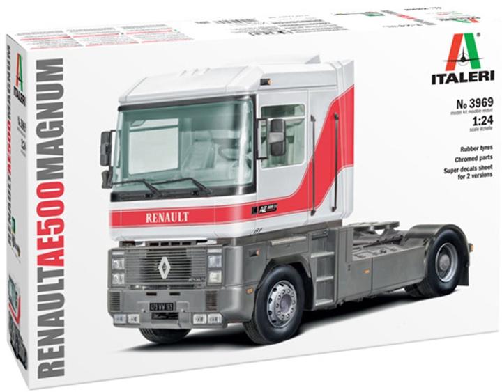 Actual product image Italeri 1:24 RENAULT AE500 Magnum