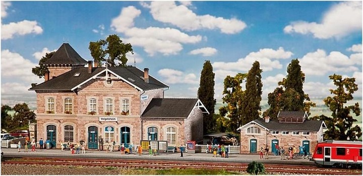 Produktbild Faller Bahnsteighalle