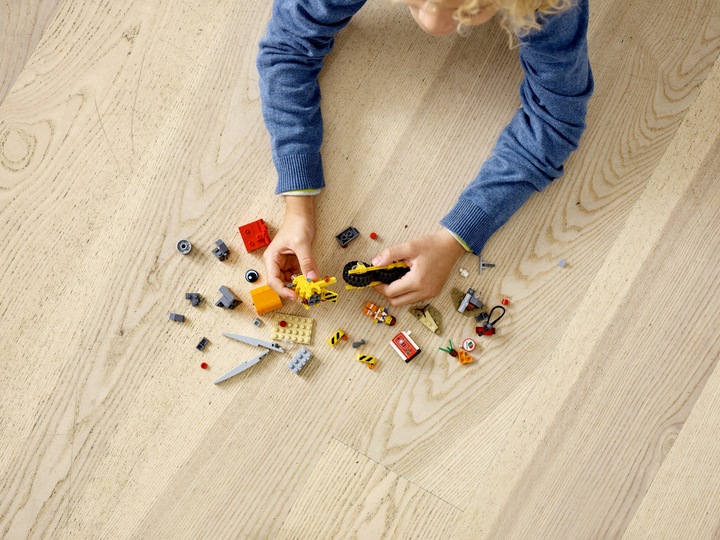 Actual product image LEGO Emmet's Tricycle (70823)