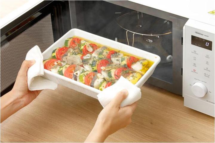 Productafbeelding Panasonic NN GD 34 (23 l)