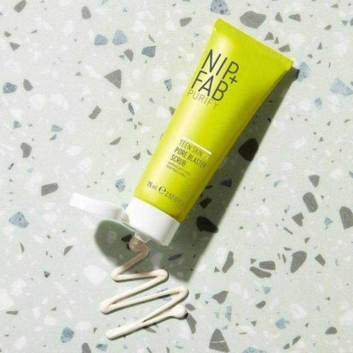 Immagine prodotto Nip + Fab Scrub Purify Teen Skin Fix Pore Blaster (Scrub detergente, 75 ml)