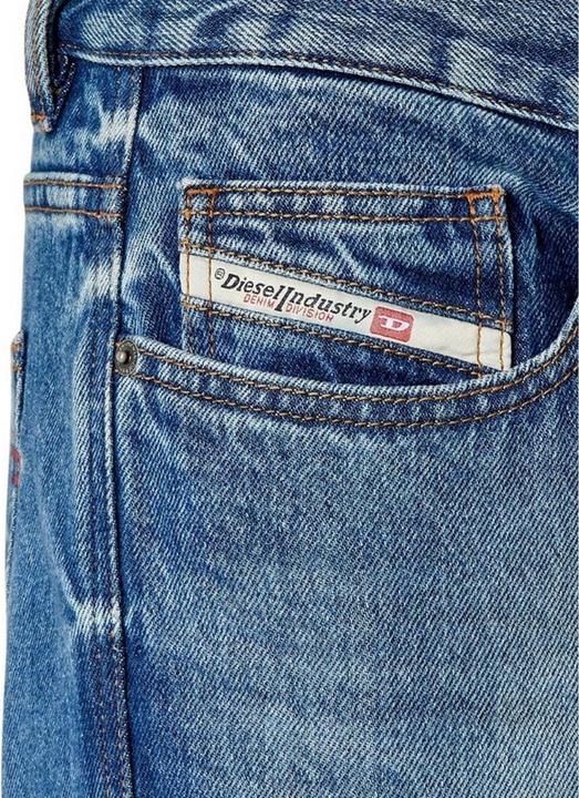 Actual product image Diesel Mens 2020 D-Viker Jeans (33)