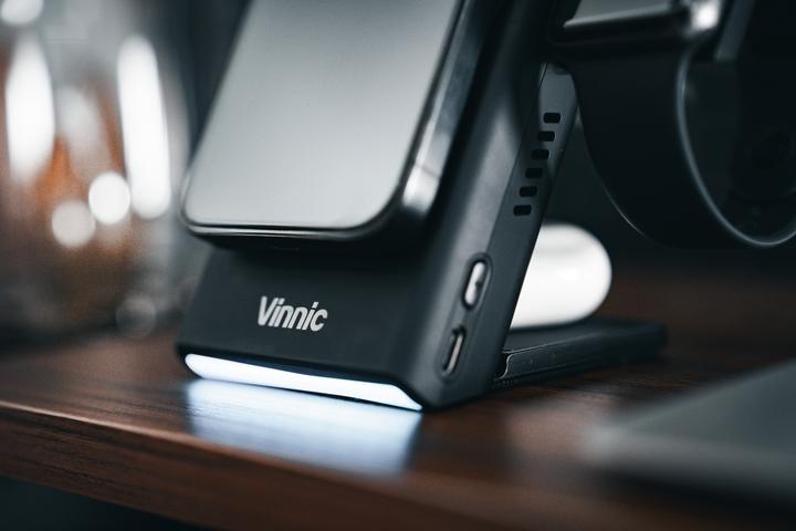 Immagine prodotto Vinnic AELLO PEAK Charging Dock (5000 mAh, 15 W, 15 Wh)