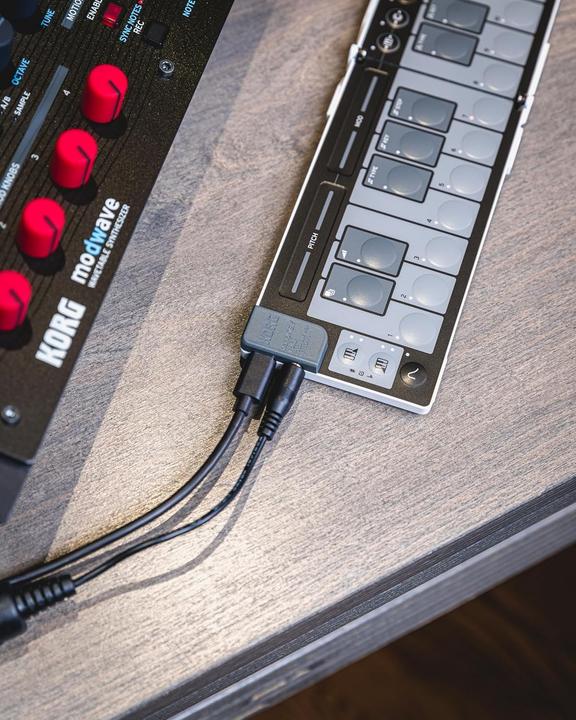 Actual product image Korg Keyboard Controller nanoKEY Fold Sand Beige Limited (Keyboards)