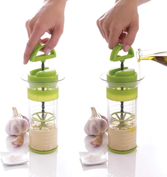 Actual product image Mastrad Qwik Wisk sauce mixer