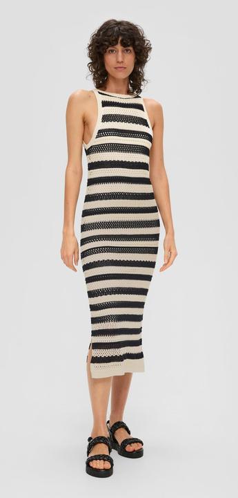 Actual product image s.Oliver Kleid Langes Strickkleid mit Musterstruktur (46)