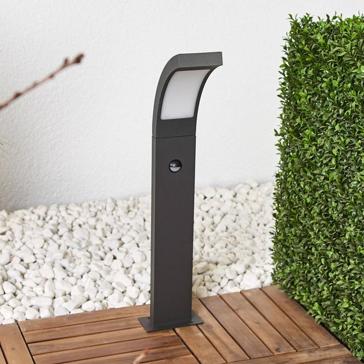 Actual product image Lucande Juvia Outdoor Garden Light w/Sensor Graphite/Opal (520 lm, IP54)