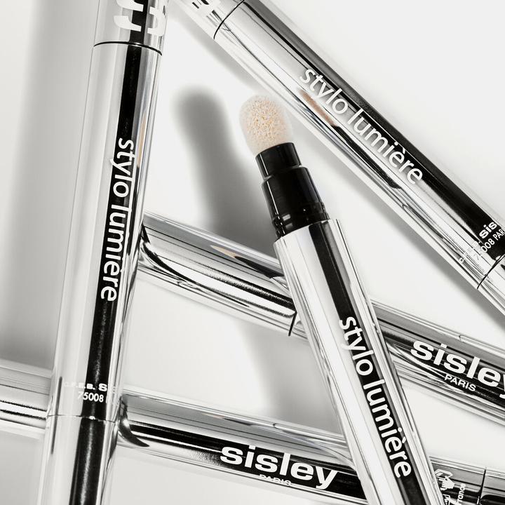 Actual product image Sisley Stylo Lumiere No 05 (Warm Almond, Highlighter)
