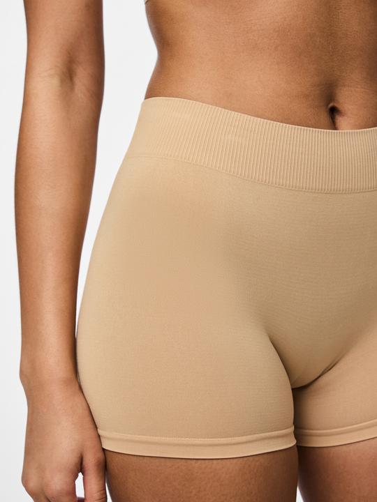 Actual product image Pieces Slim Fit Jersey Shorts (S)