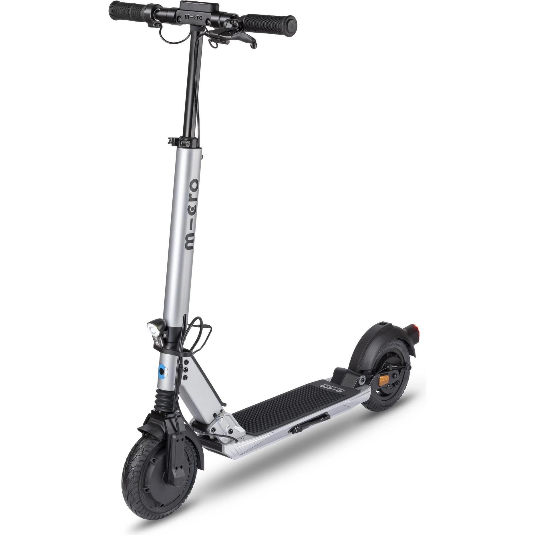 Trottinette Electrique EtÃ Minima Per Guidare Un Monopattino