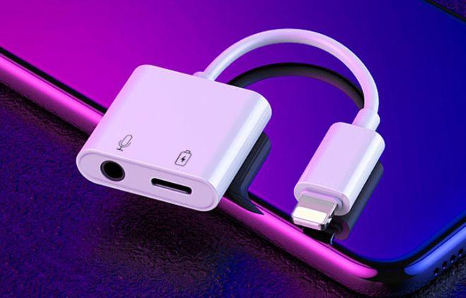 Actual product image MU Classic Lightning to 1x AUX 3.5mm audio and 1 Lightning adapter