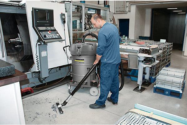 Immagine prodotto Kärcher Aspiratore speciale per solidi e liquidi IVR-L 100/24-2 Tc, 2400 W, vano (Aspirapolvere a umido e a secco)