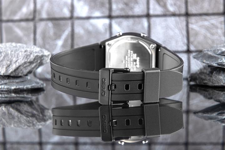 Produktbild Casio Vintage W-202-1avef (Chronograph, Digitaluhr, 38.90 mm)