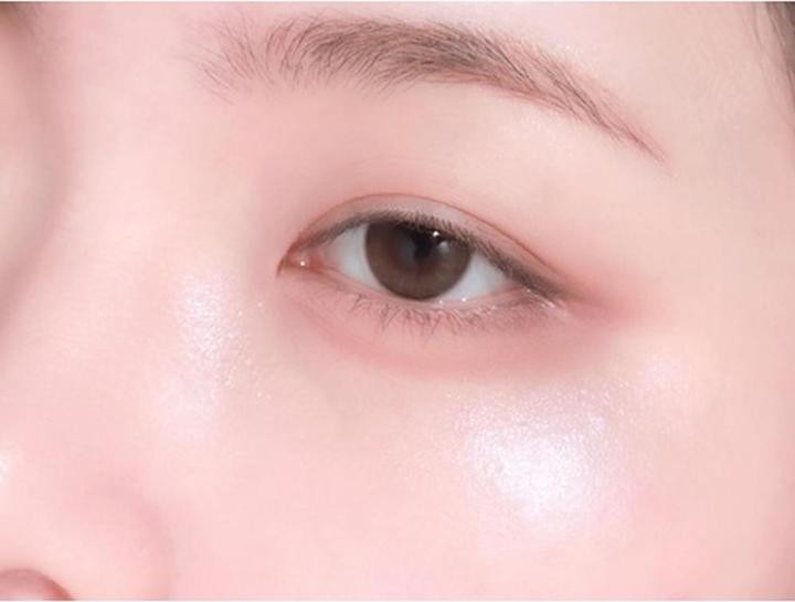 Actual product image Unleashia Mood shower face palette:mood shower face palette no.100 ballerina (Ballerina)